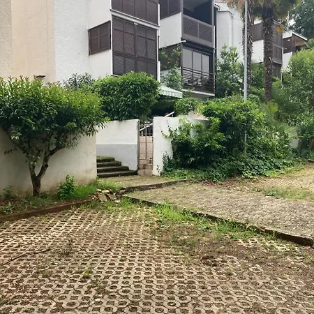 Porat Apartment *